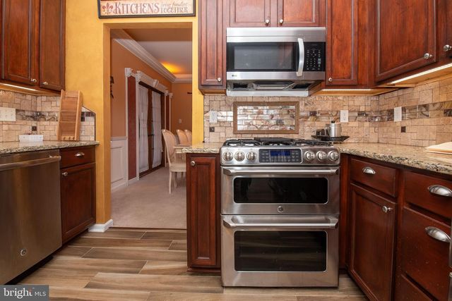 102 LAUREN CT, Landisville, NJ 08326