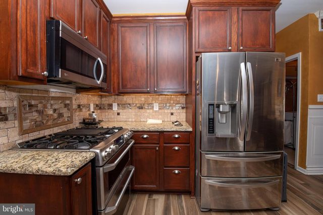 102 LAUREN CT, Landisville, NJ 08326