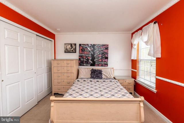 102 LAUREN CT, Landisville, NJ 08326