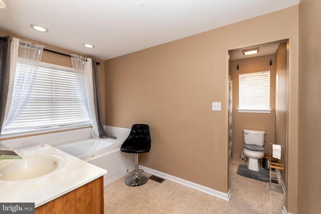 102 LAUREN CT, Landisville, NJ 08326