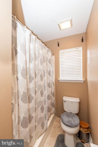 102 LAUREN CT, Landisville, NJ 08326