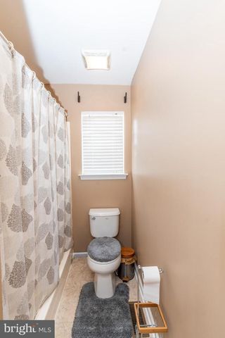 102 LAUREN CT, Landisville, NJ 08326