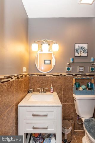 102 LAUREN CT, Landisville, NJ 08326