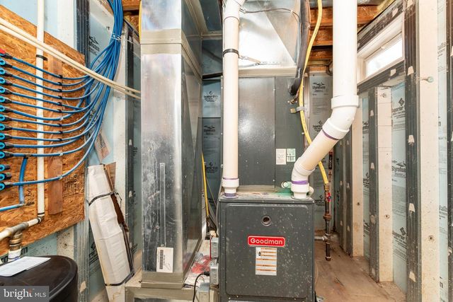 102 LAUREN CT, Landisville, NJ 08326