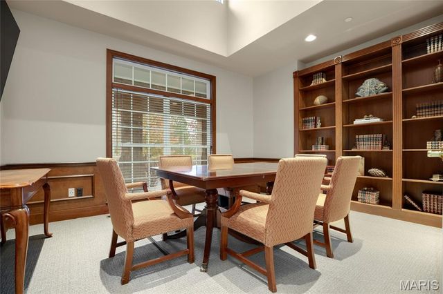 13115 Mill Crossing Court 101, Creve Coeur, MO 63141