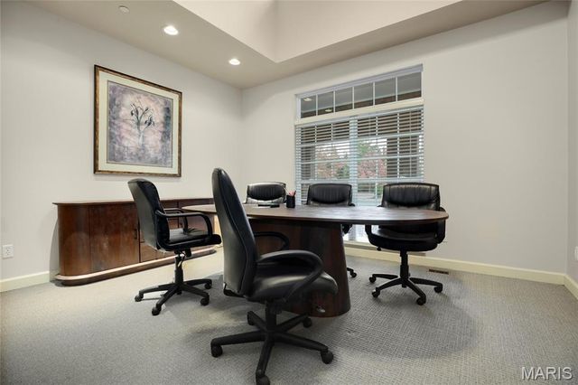 13115 Mill Crossing Court 101, Creve Coeur, MO 63141