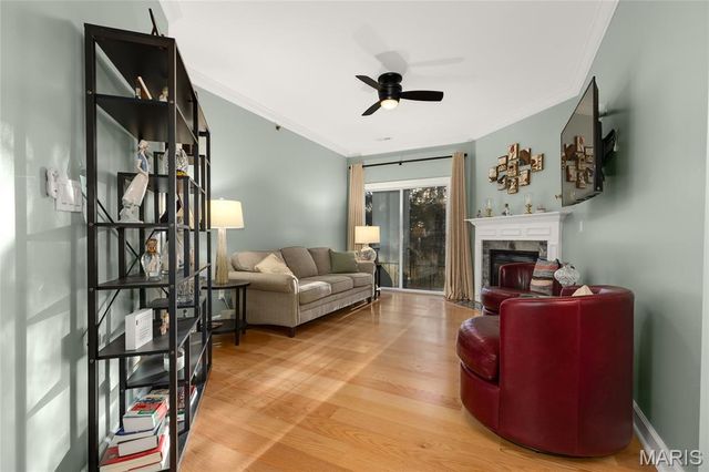 13115 Mill Crossing Court 101, Creve Coeur, MO 63141