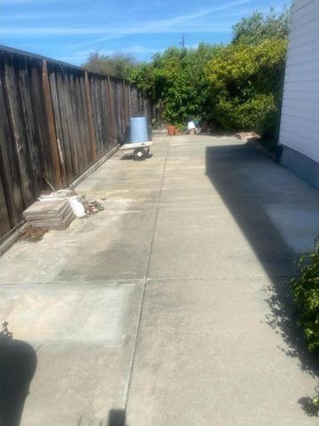 1601 Big Bend Drive, Milpitas, CA 95035