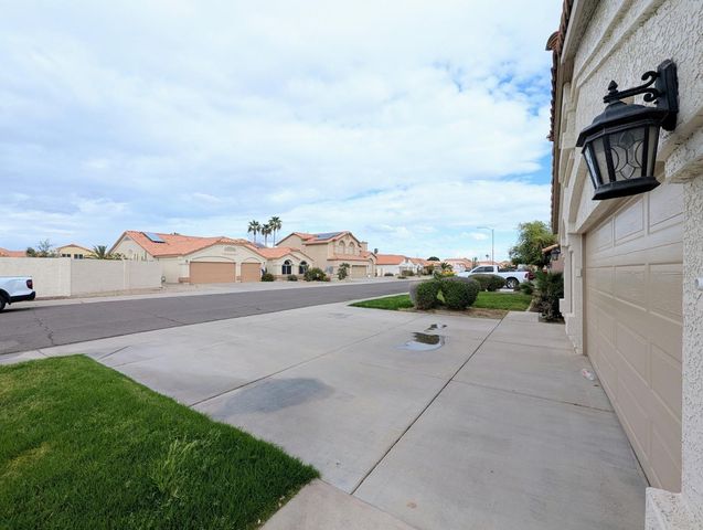 12417 W Encanto Boulevard, Avondale, AZ 85392