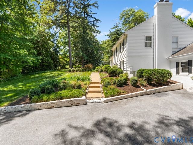 8704 River Rd, Henrico, VA 23229
