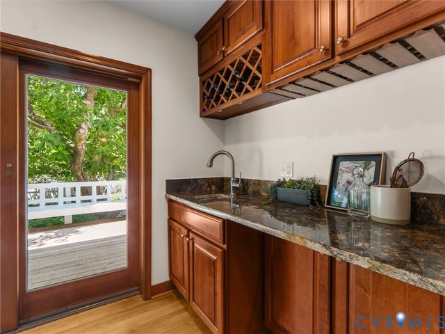 8704 River Rd, Henrico, VA 23229
