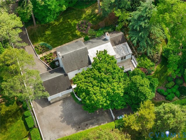 8704 River Rd, Henrico, VA 23229