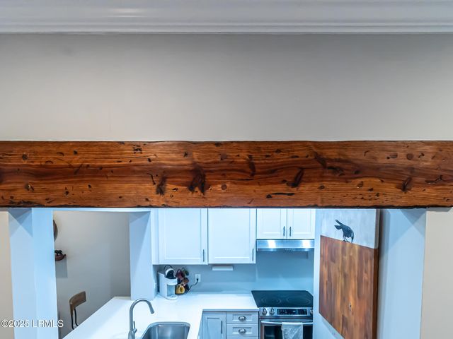 5 Gum Tree Rd Apt A2, Hilton Head Island, SC 29926