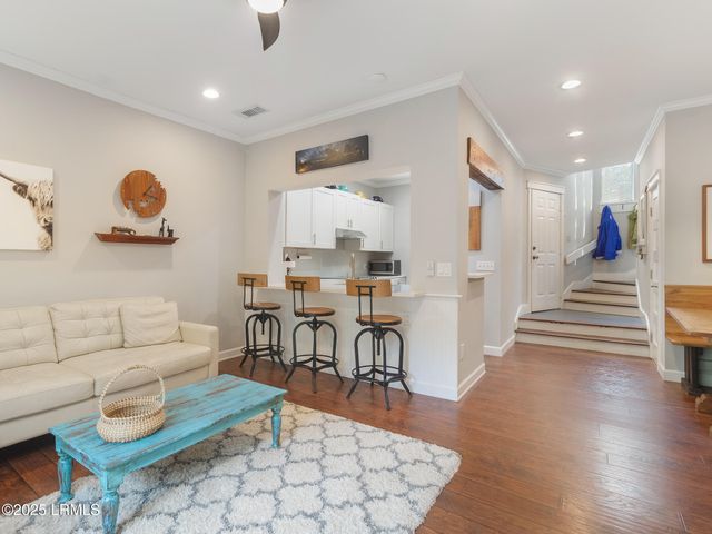 5 Gum Tree Rd Apt A2, Hilton Head Island, SC 29926