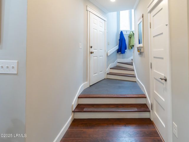 5 Gum Tree Rd Apt A2, Hilton Head Island, SC 29926