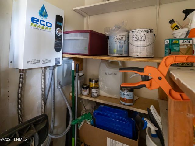 5 Gum Tree Rd Apt A2, Hilton Head Island, SC 29926