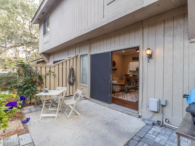 5 Gum Tree Rd Apt A2, Hilton Head Island, SC 29926