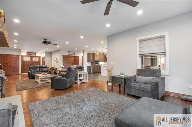 235 Longview Union Grove Road, Far Hills, NJ 07931