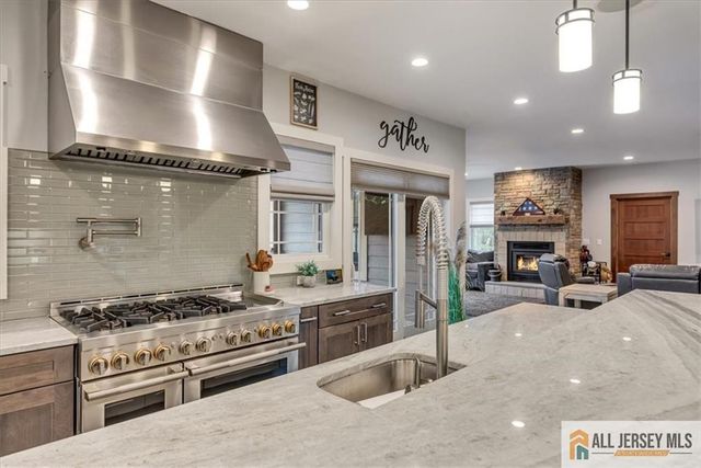 235 Longview Union Grove Road, Far Hills, NJ 07931