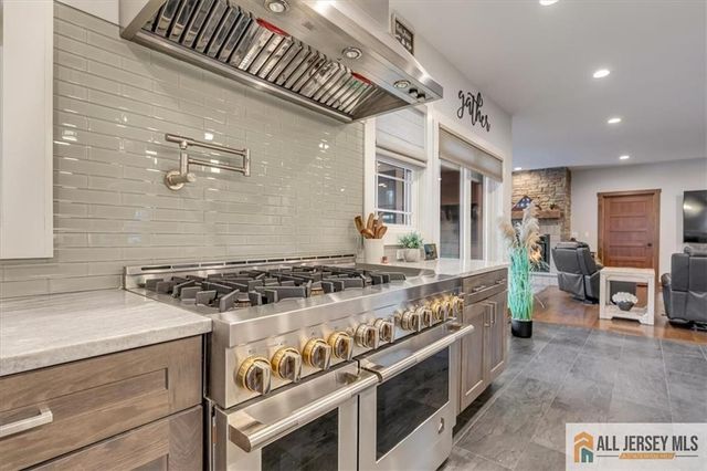235 Longview Union Grove Road, Far Hills, NJ 07931