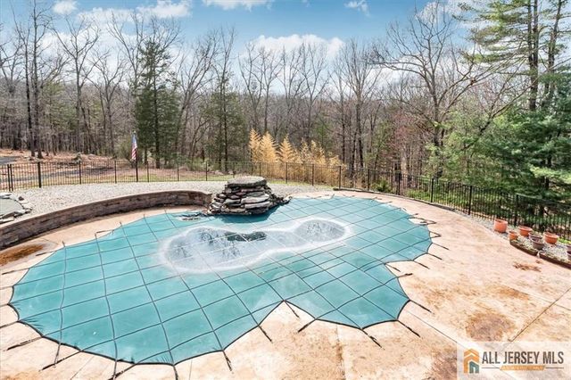 235 Longview Union Grove Road, Far Hills, NJ 07931