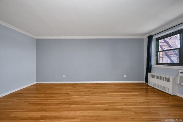 85-10 151st Avenue 5E, Howard Beach, NY 11414