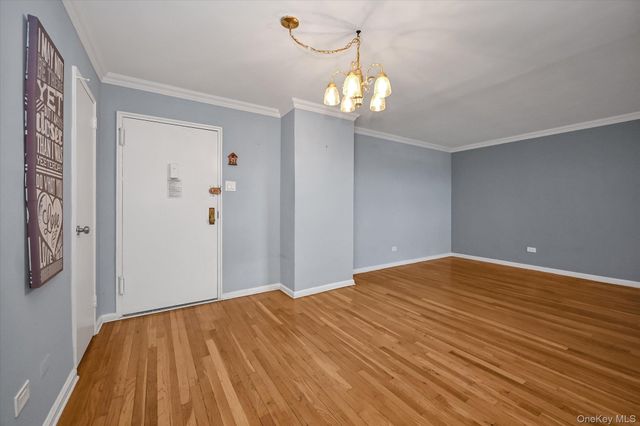 85-10 151st Avenue 5E, Howard Beach, NY 11414