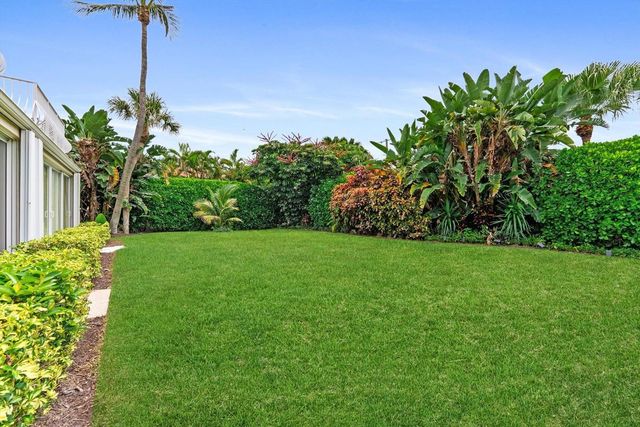 5720 Old Ocean Boulevard 4w, Ocean Ridge, FL 33435