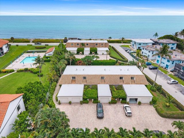 5720 Old Ocean Boulevard 4w, Ocean Ridge, FL 33435