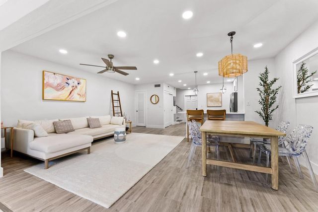 5720 Old Ocean Boulevard 4w, Ocean Ridge, FL 33435
