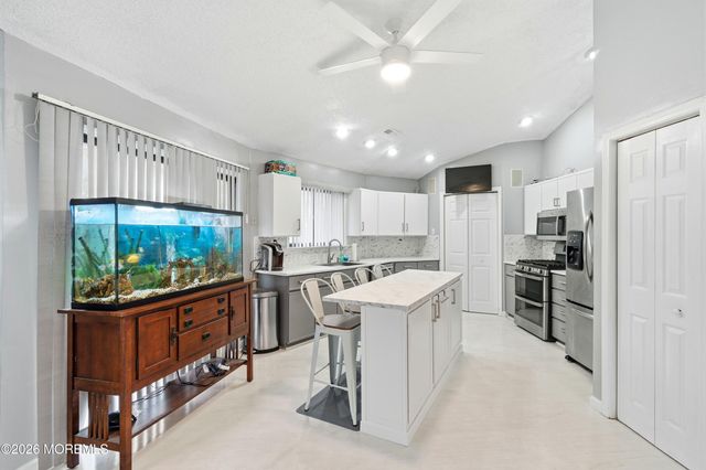 16 Snead Court, Little Egg Harbor, NJ 08087