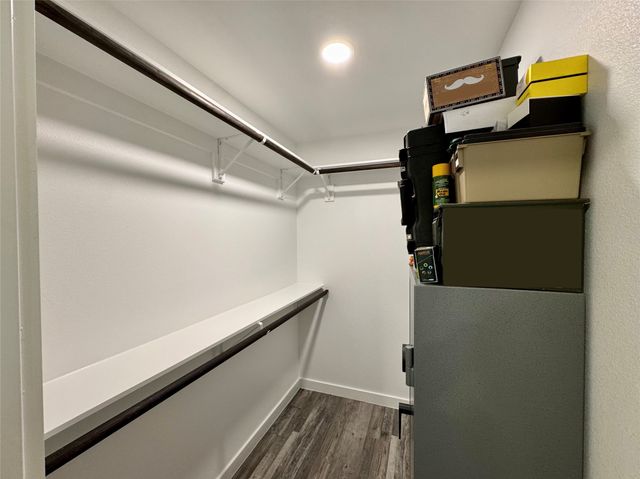 608 Mason Drive, Seven Points, TX 75143