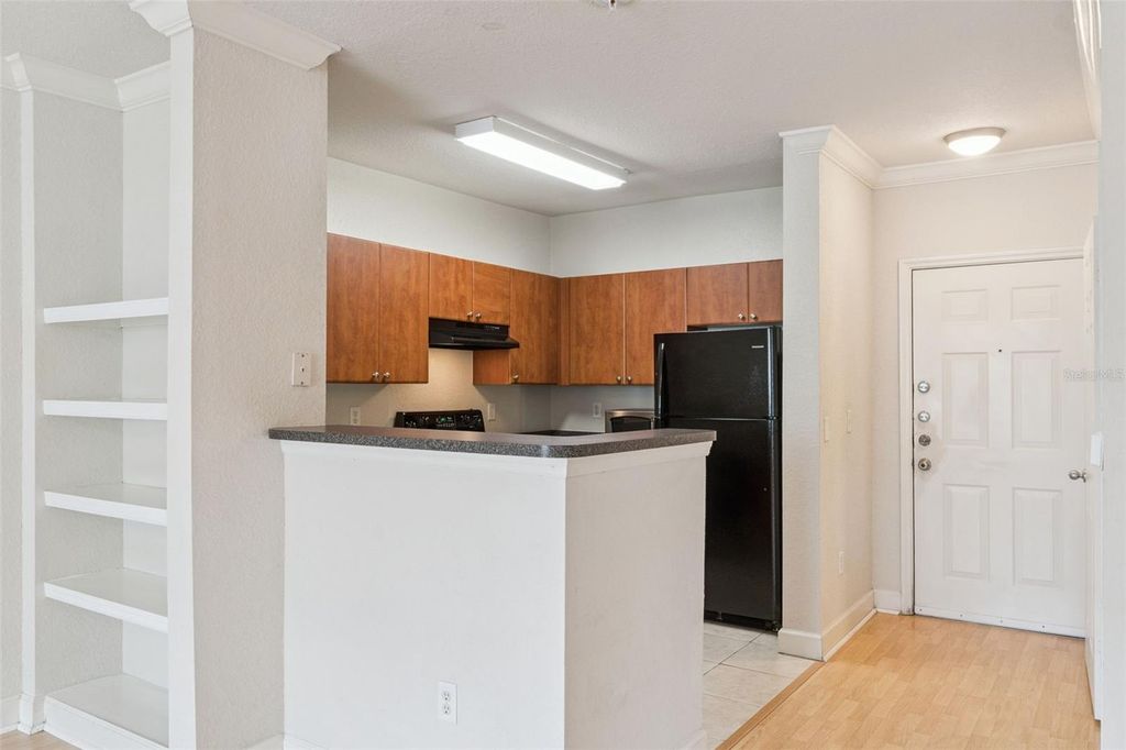 Image 7 of property listing at 202 E SOUTH STREET 4049, Orlando, FL 32801