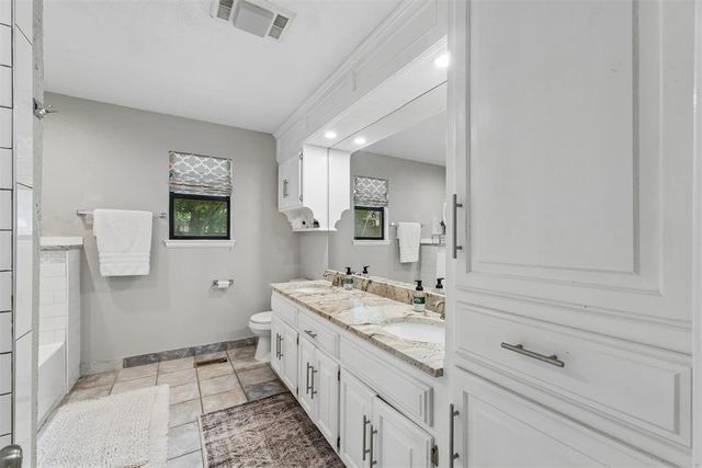 3822 Marked Tree Drive, Edmond, OK 73013