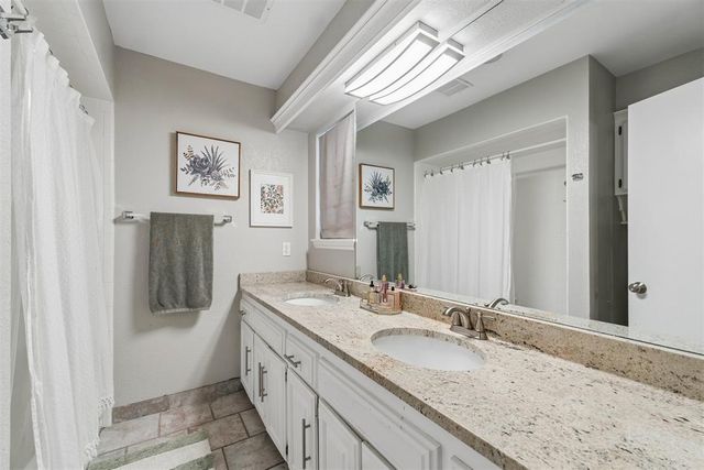 3822 Marked Tree Drive, Edmond, OK 73013