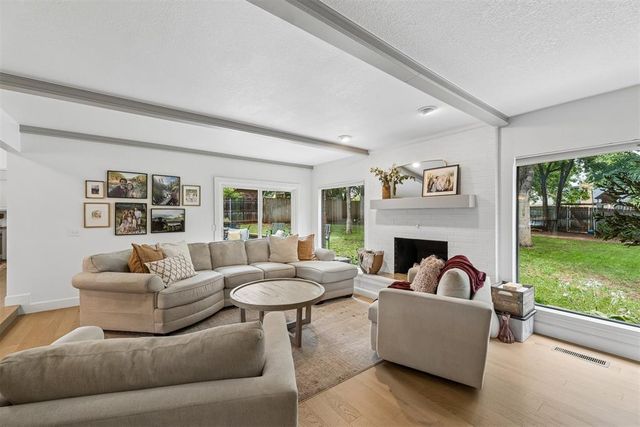 3822 Marked Tree Drive, Edmond, OK 73013
