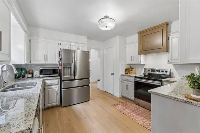 3822 Marked Tree Drive, Edmond, OK 73013