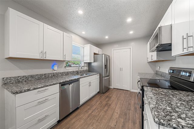 2313 Markland Street, Irving, TX 75060