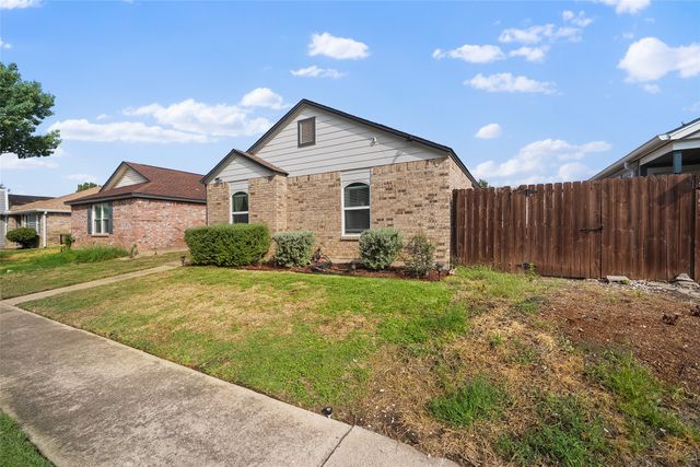 2313 Markland Street, Irving, TX 75060