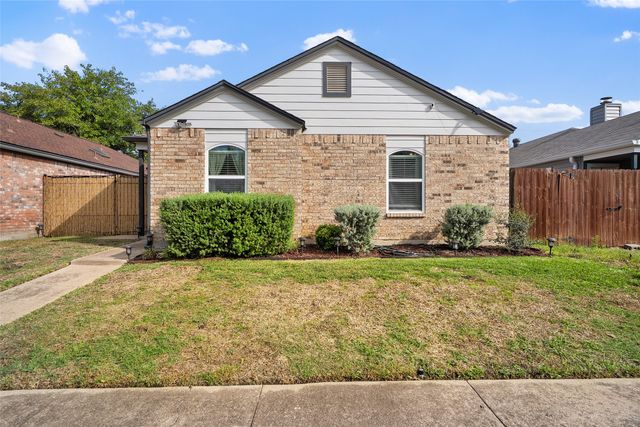 2313 Markland Street, Irving, TX 75060