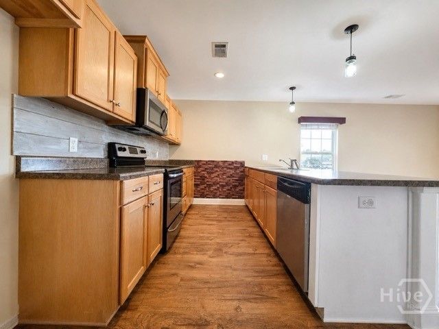 113 Thoroughbred Drive, Guyton, GA 31312