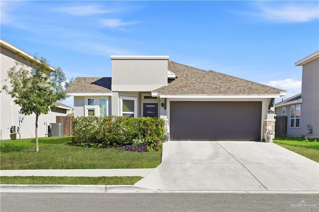 403 S Viento Dorado Street, Mission, TX 78572