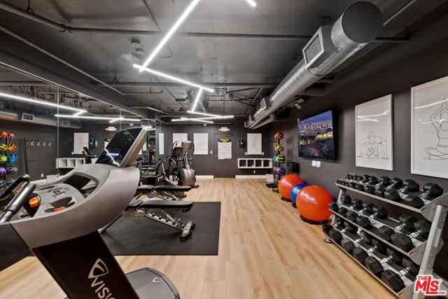930 N Doheny Drive 317, West Hollywood, CA 90069