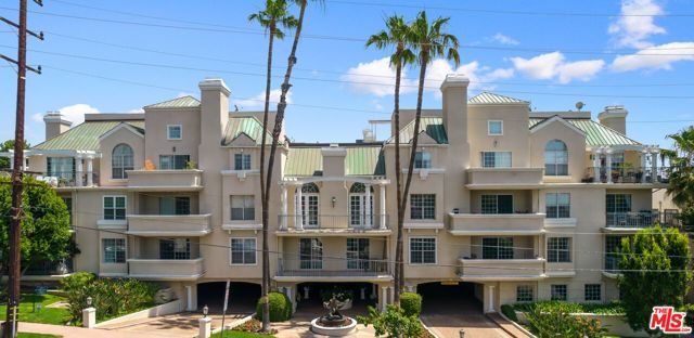 930 N Doheny Drive 317, West Hollywood, CA 90069