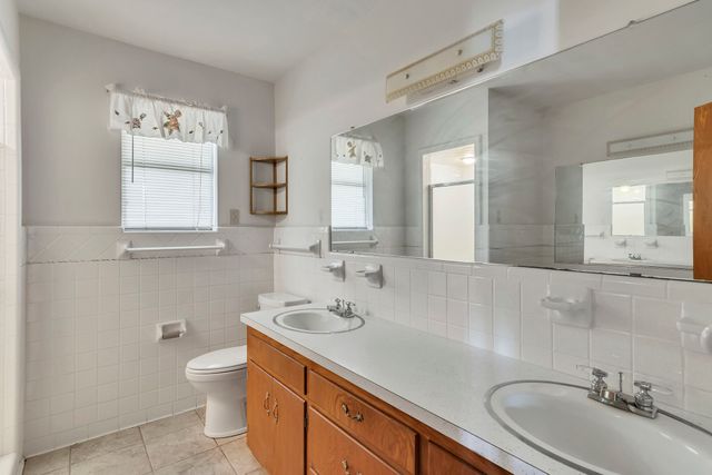 1992 N US Highway 287, Decatur, TX 76234