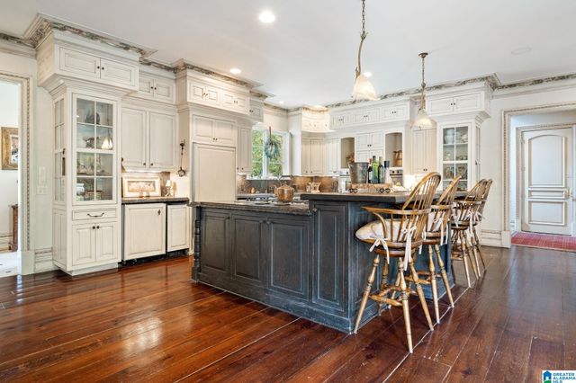 4539 HIGH COURT CIRCLE, Hoover, AL 35242