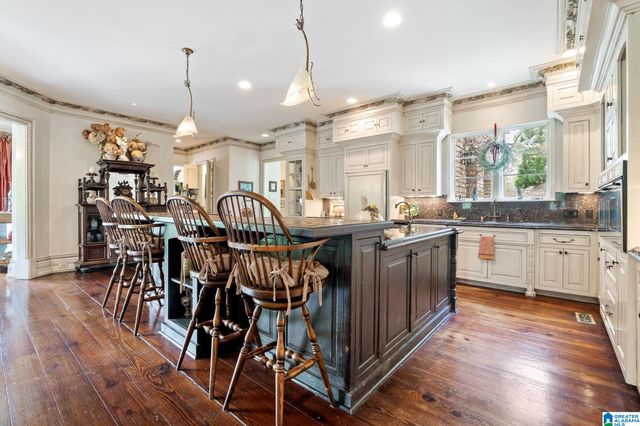4539 HIGH COURT CIRCLE, Hoover, AL 35242