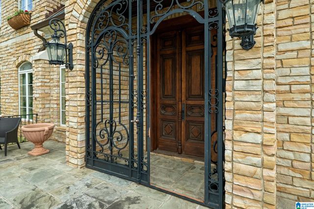 4539 HIGH COURT CIRCLE, Hoover, AL 35242