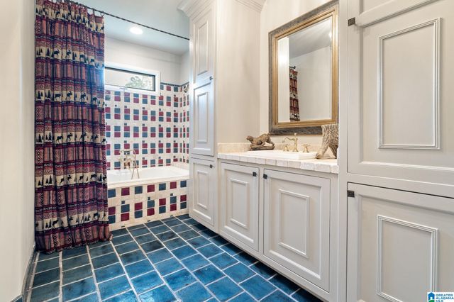 4539 HIGH COURT CIRCLE, Hoover, AL 35242