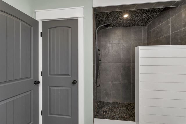 54 Dutile Road, Belmont, NH 03220